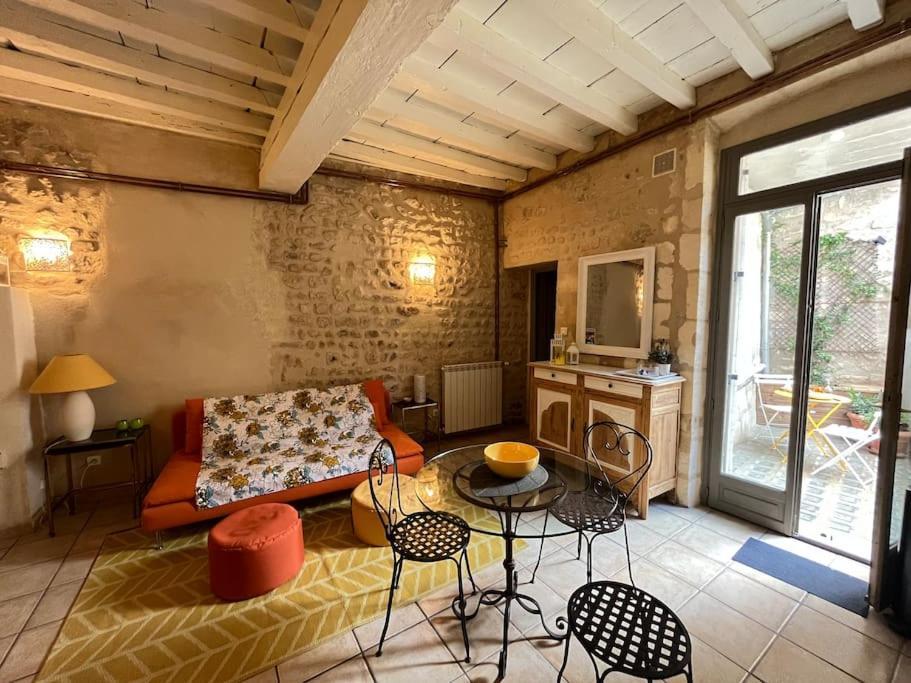 "La Maison Jaune" Arles Centre Terrasse Eksteriør bilde